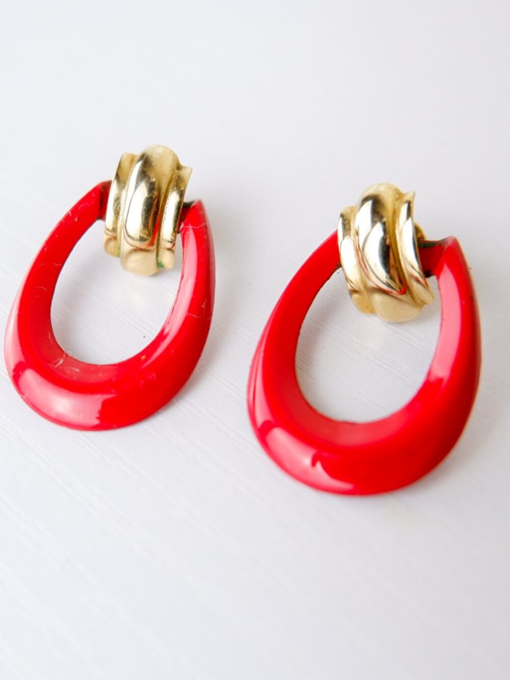 Vintage 1980's Red and Gold Toned Oblong Hoop Earrings
